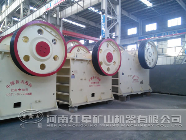 PE型顎式破碎機