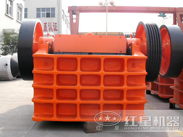 簡擺顎式破碎機