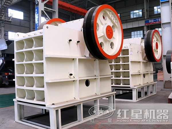 顎式破碎機設(shè)備