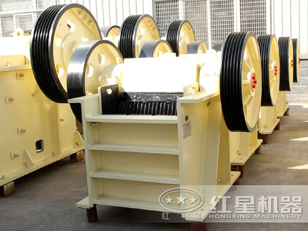 一臺(tái)白云石破碎機(jī)多少錢？