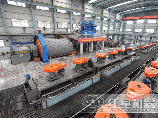 鋁礦浮選生產線現場